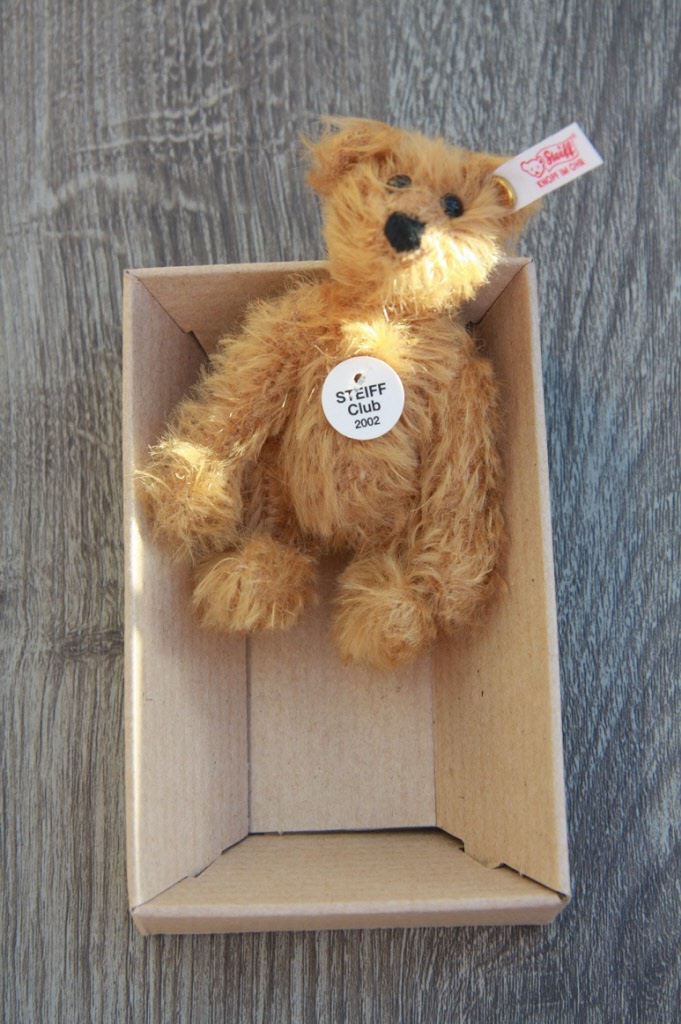 2002/2003 Steiff mini club edition, 7cm.